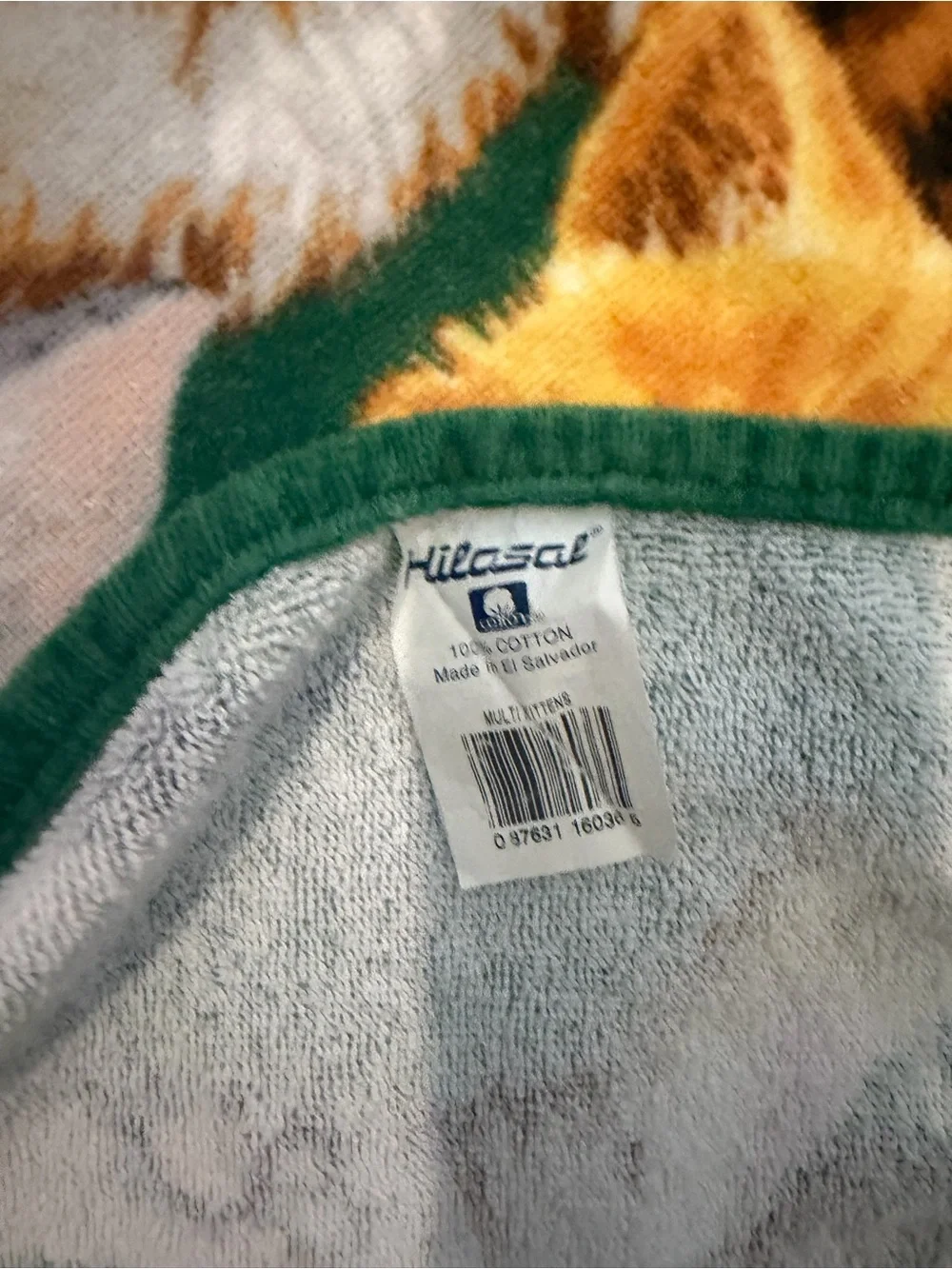 Vintage Hilasal Green Cat Print Towel - Cute Kittens Design